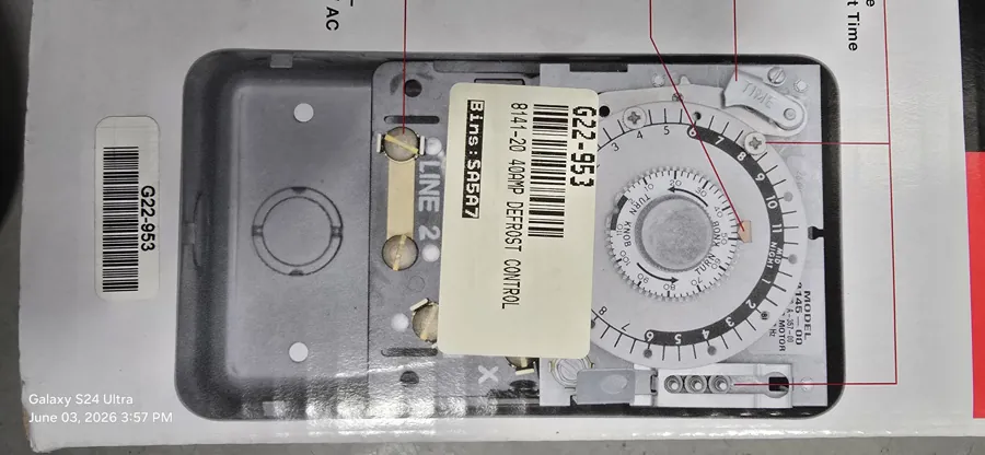 Ductos de techo comercial atendidos por Heavy Duty Heating and Cooling
